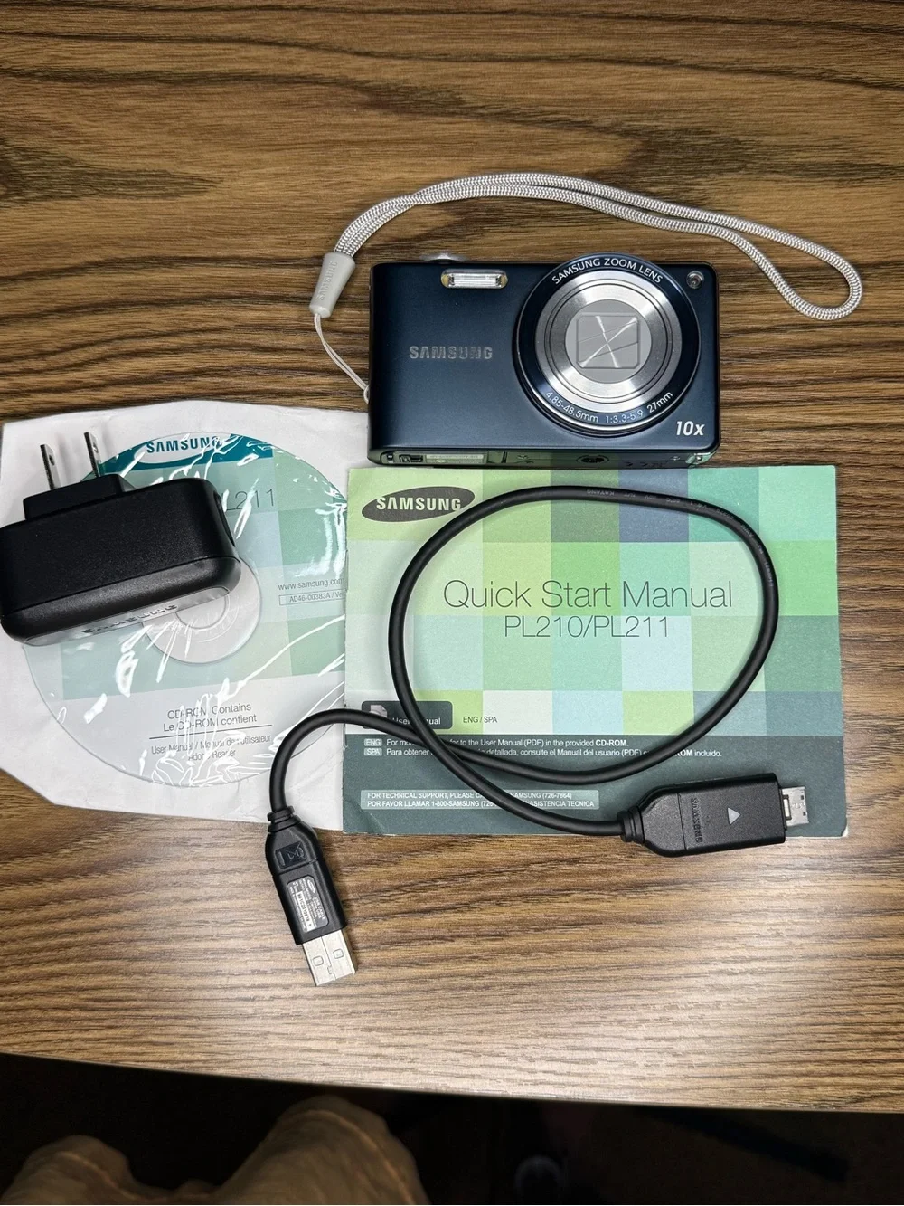 Samsung PL210 Camera CCD Sensor, 10X Zoom Battery, Charger, s/dCard Orig Book